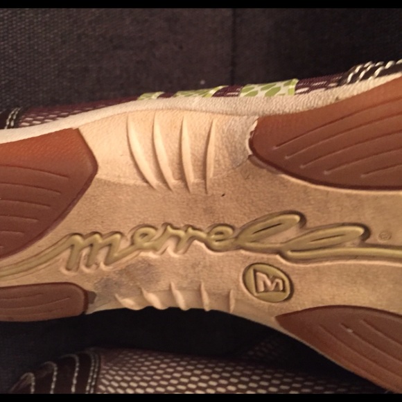 Merrell Zip Mesh Comfort Casual Shoe. - Picture 2 of 5